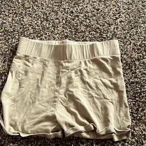 The brand is fashion nova. Good quality. Size small.